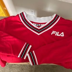 ✨FILA V Neck cropped sweatshirt